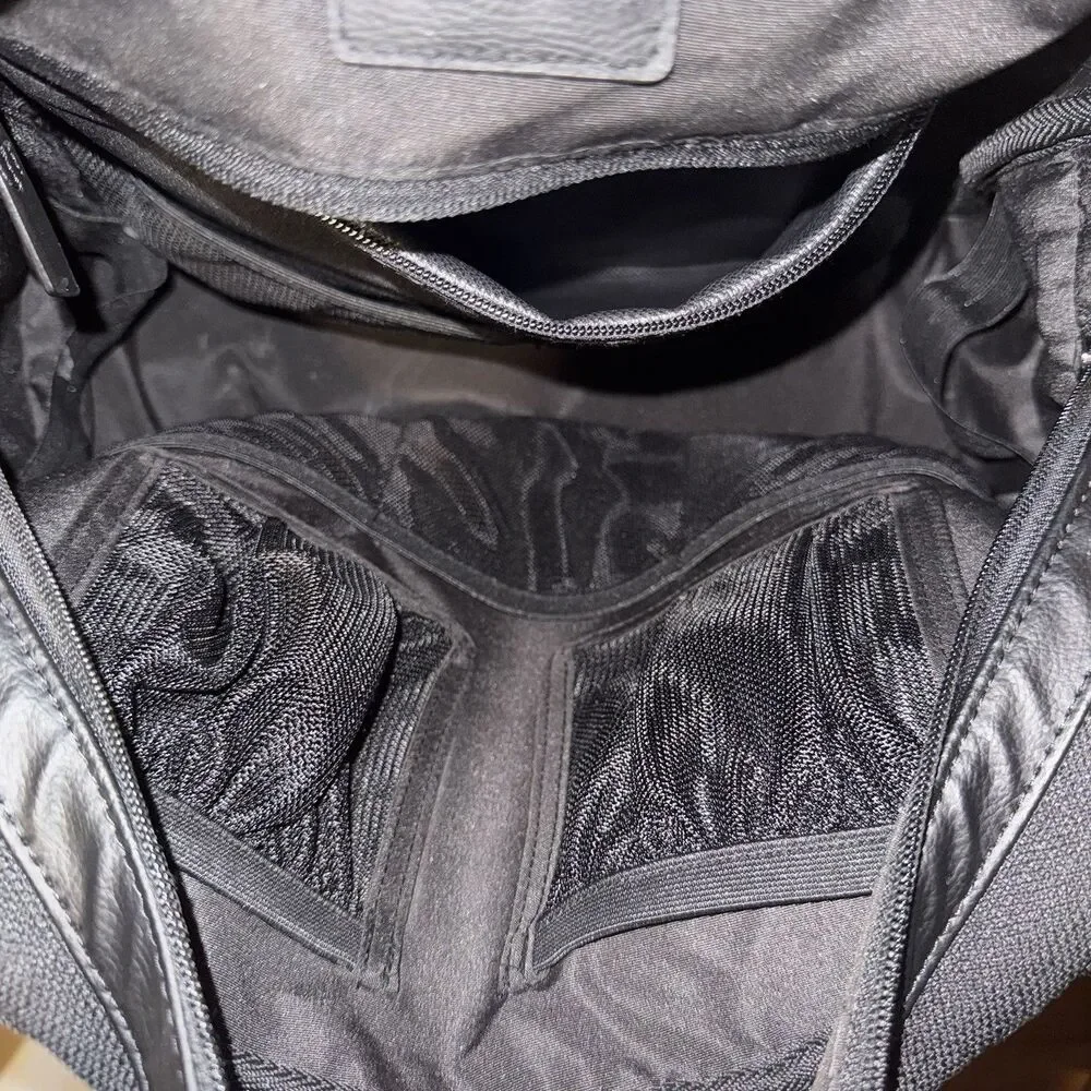 Nuna Unisex Carry it All Diaper Bag Backpack EUC Crossbody Strap Black Bag Only